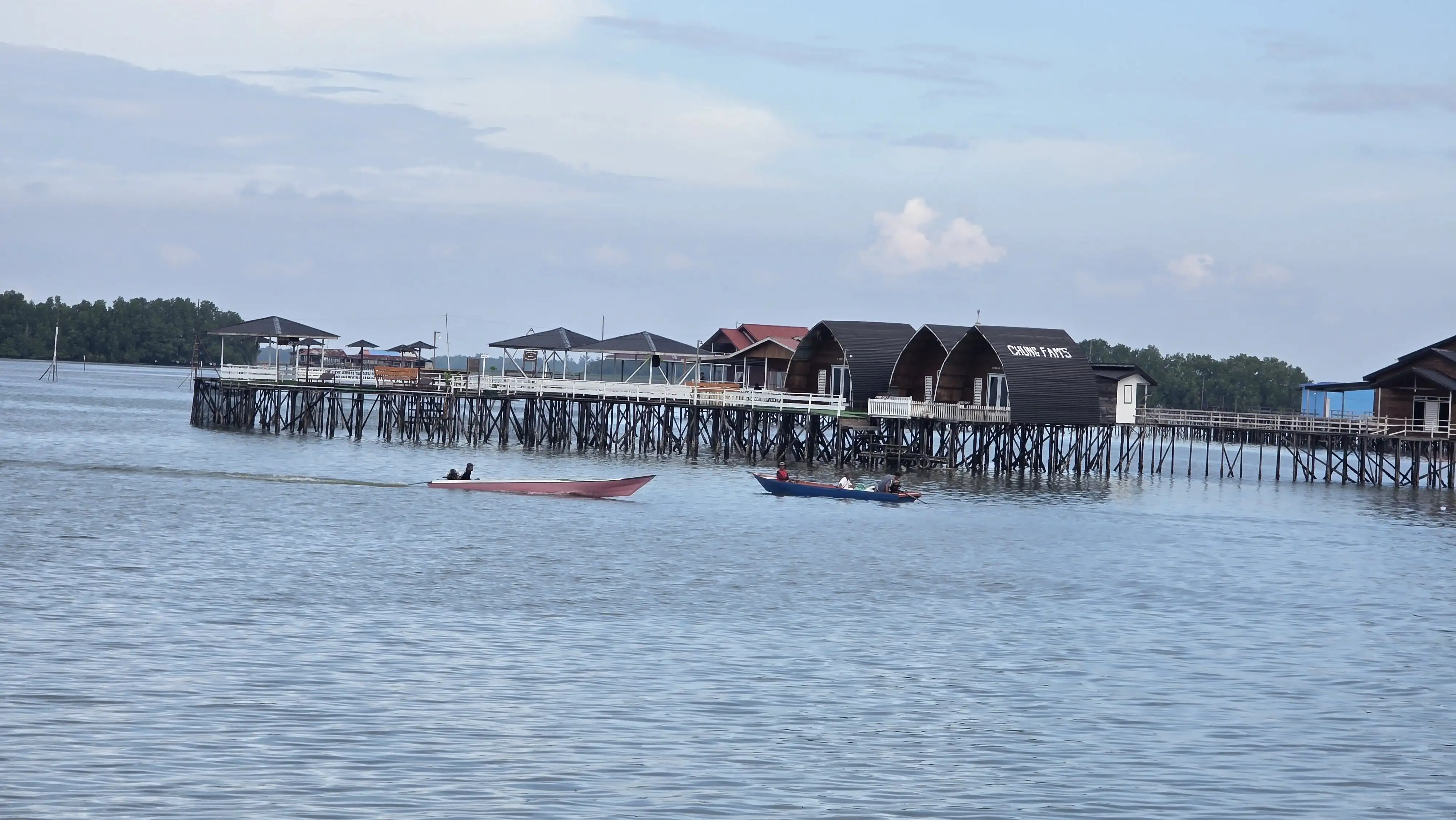 DPMPTSP Bontang Soroti Banyak Penginapan Laut Dibangun Tanpa Izin