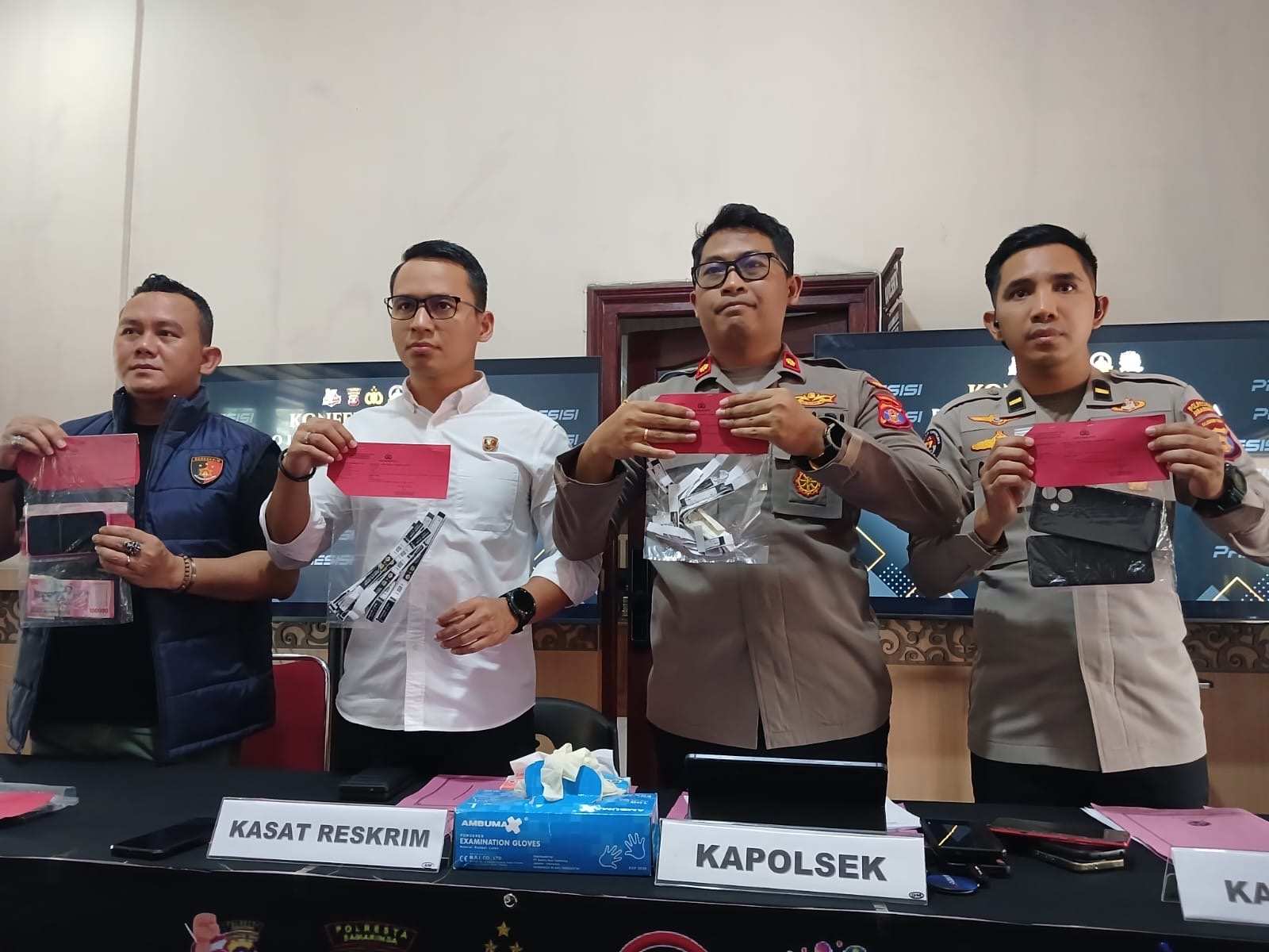 Empat Pelaku Tiket Palsu Persija vs Persib Diamankan, Polisi Ungkap Modus Gandakan Barcode