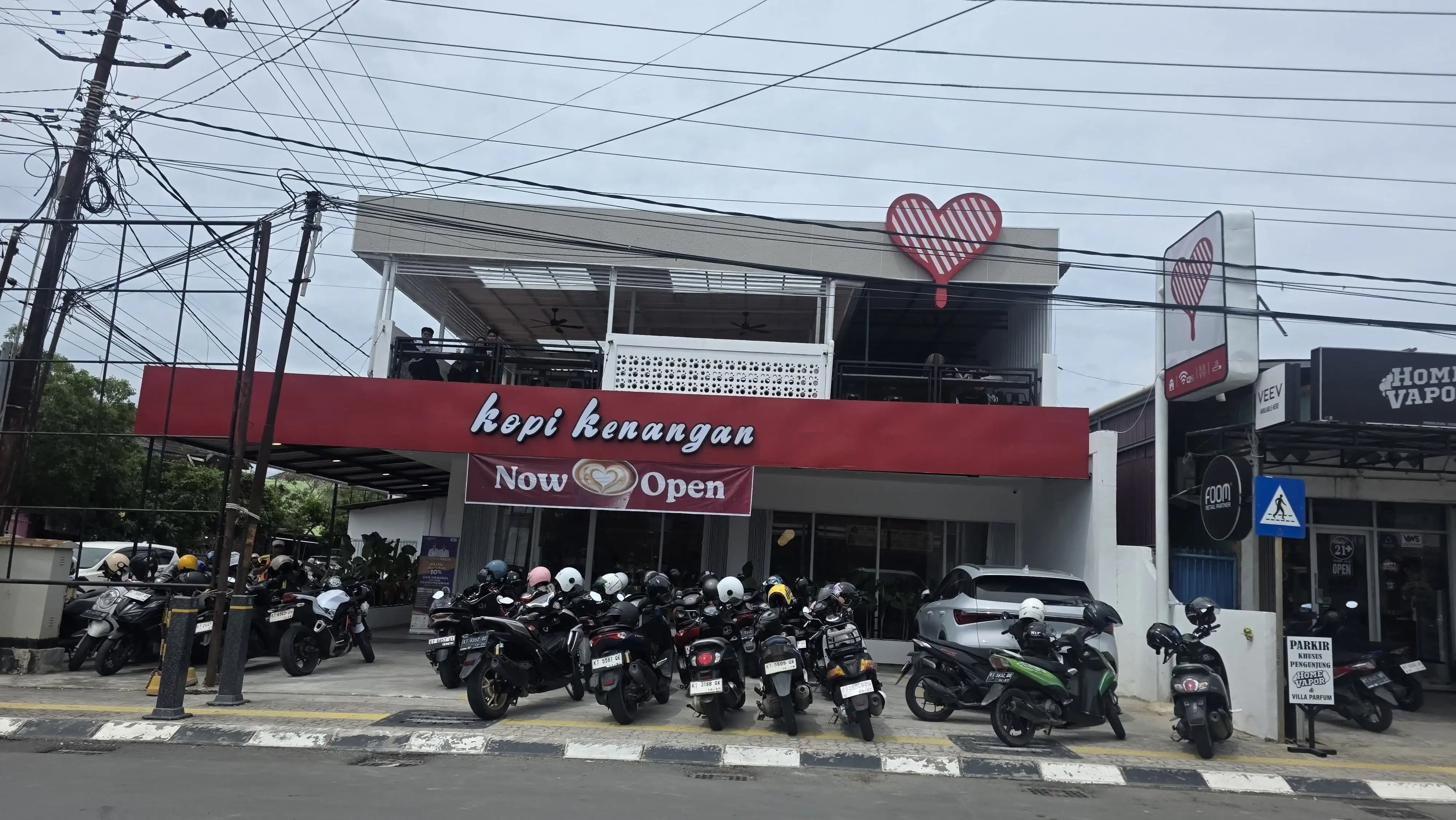 Gelar Monitoring, DPMPTSP Bontang Minta Kopi Kenangan Serahkan Dokumen Perizinan Selambatnya Besok