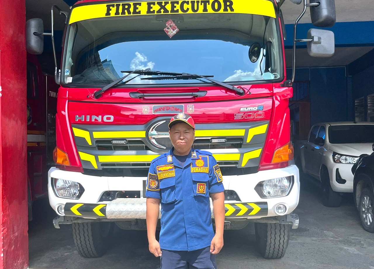 Realita di Balik Seragam Disdamkarmat Samarinda: Siaga 24 Jam, Berkejaran dengan Waktu