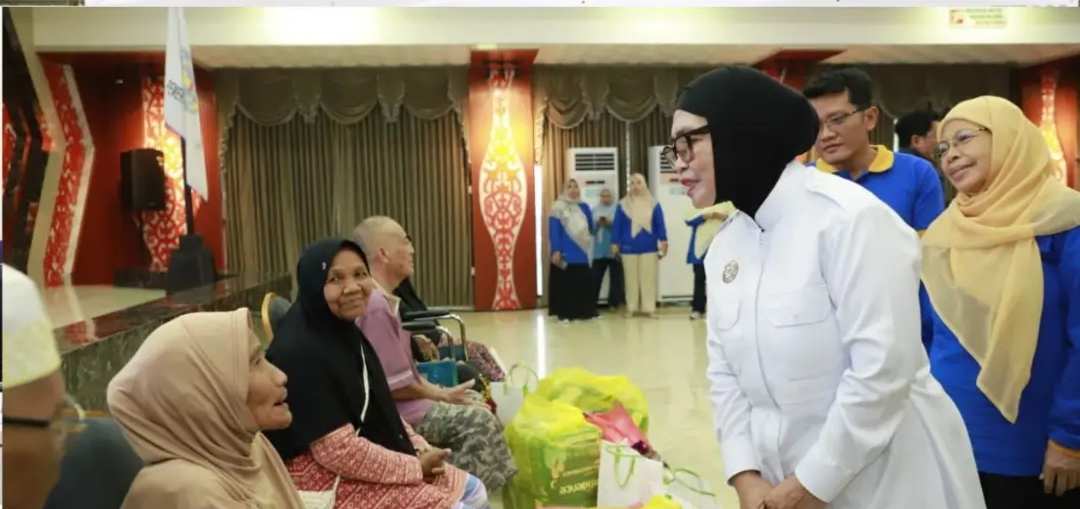 55 Lansia di Bontang Dapat Bantuan Home Care