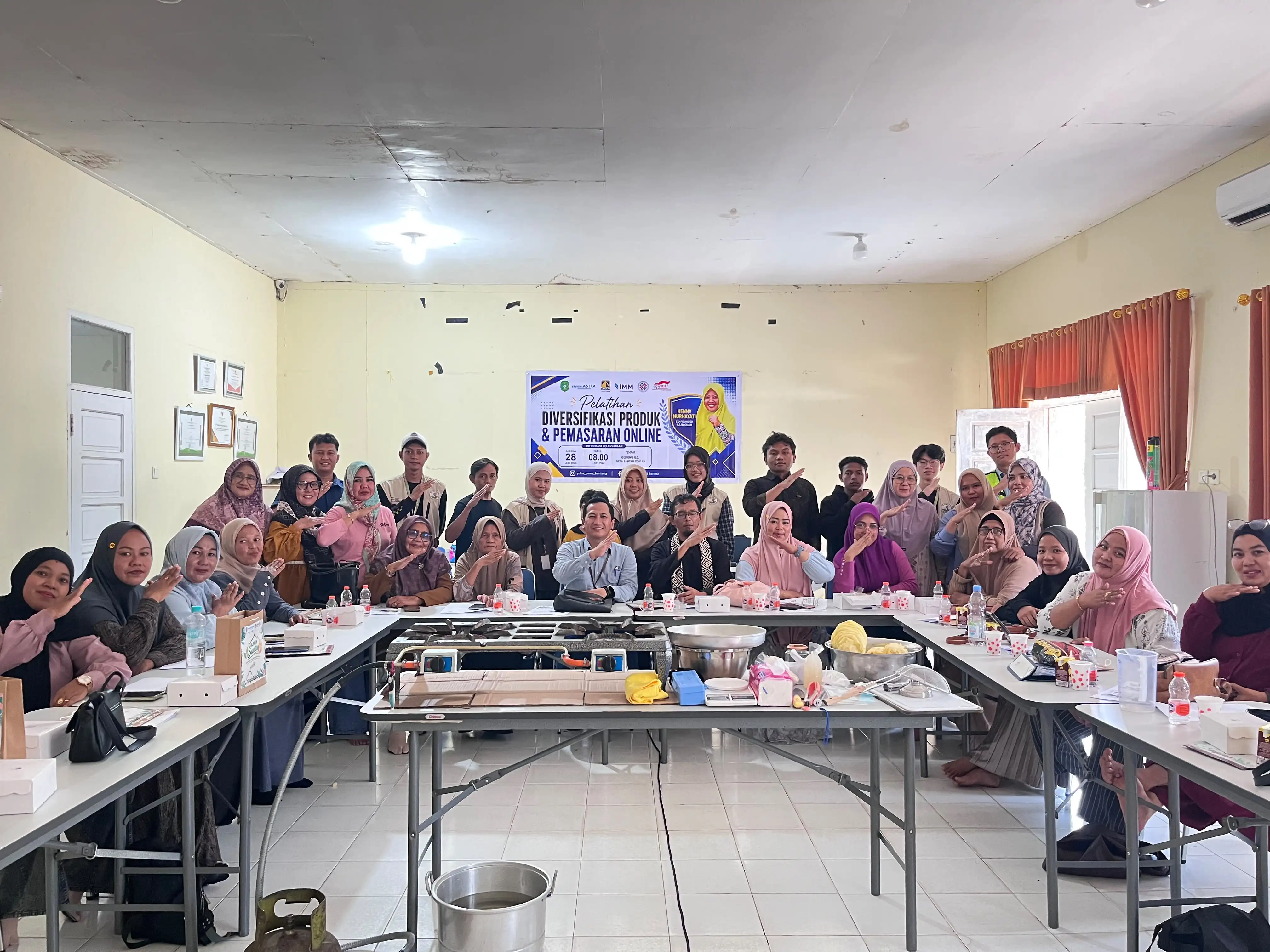 Pelatihan Diversifikasi Produk dan Pemasaran Online Dorong UMKM Binaan PAMA INDO Naik Kelas