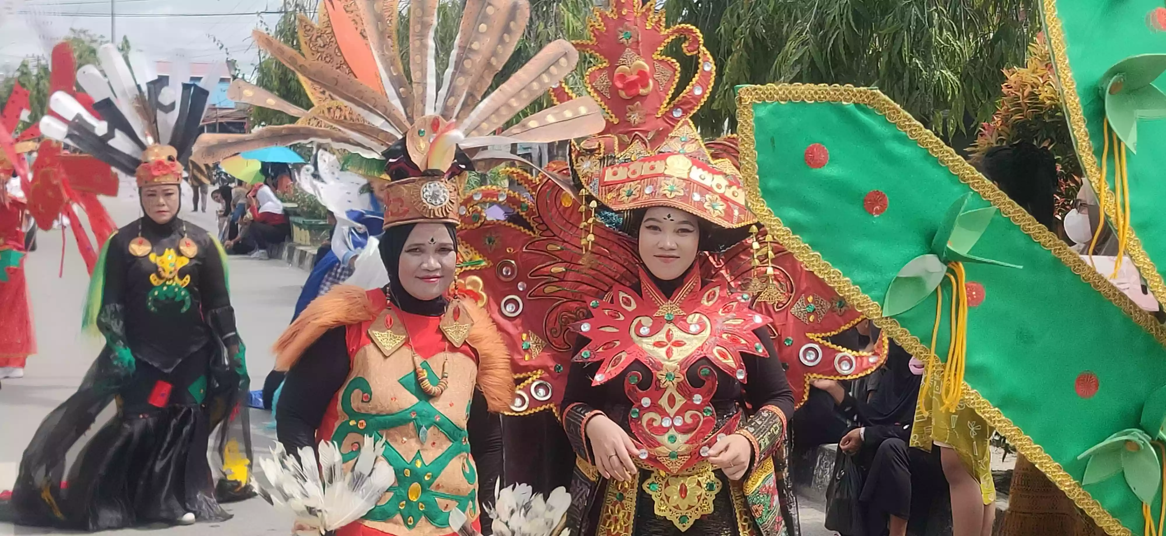 Meriahnya Karnaval Loktuan Memperingati HUT RI ke 79