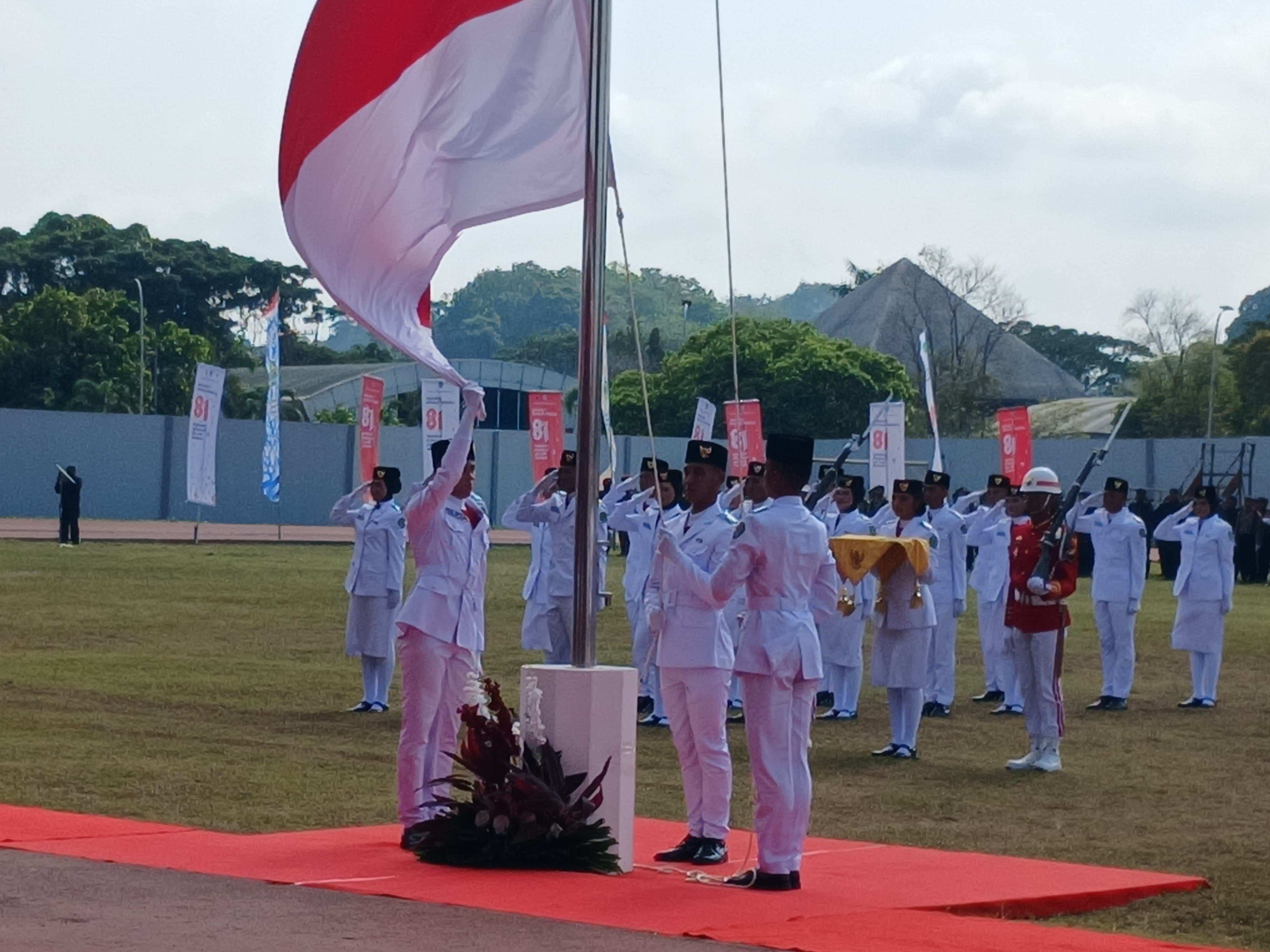 Upacara HUT ke-81 RI di Gelora Kadrie Oening Samarinda, Komandan Kelompok 8 Asal Bontang
