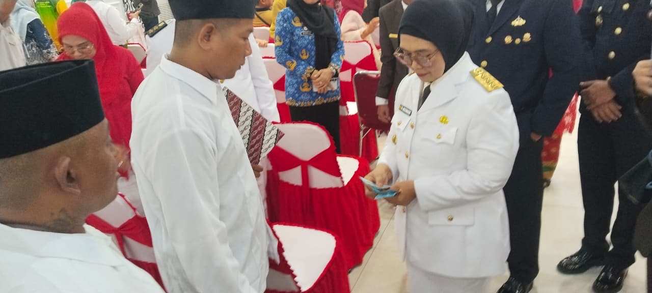 Bebas di HUT ke-81 RI, 7 Narapidana di Bontang Dapat Santunan Rp500 Ribu dari Wali Kota Neni