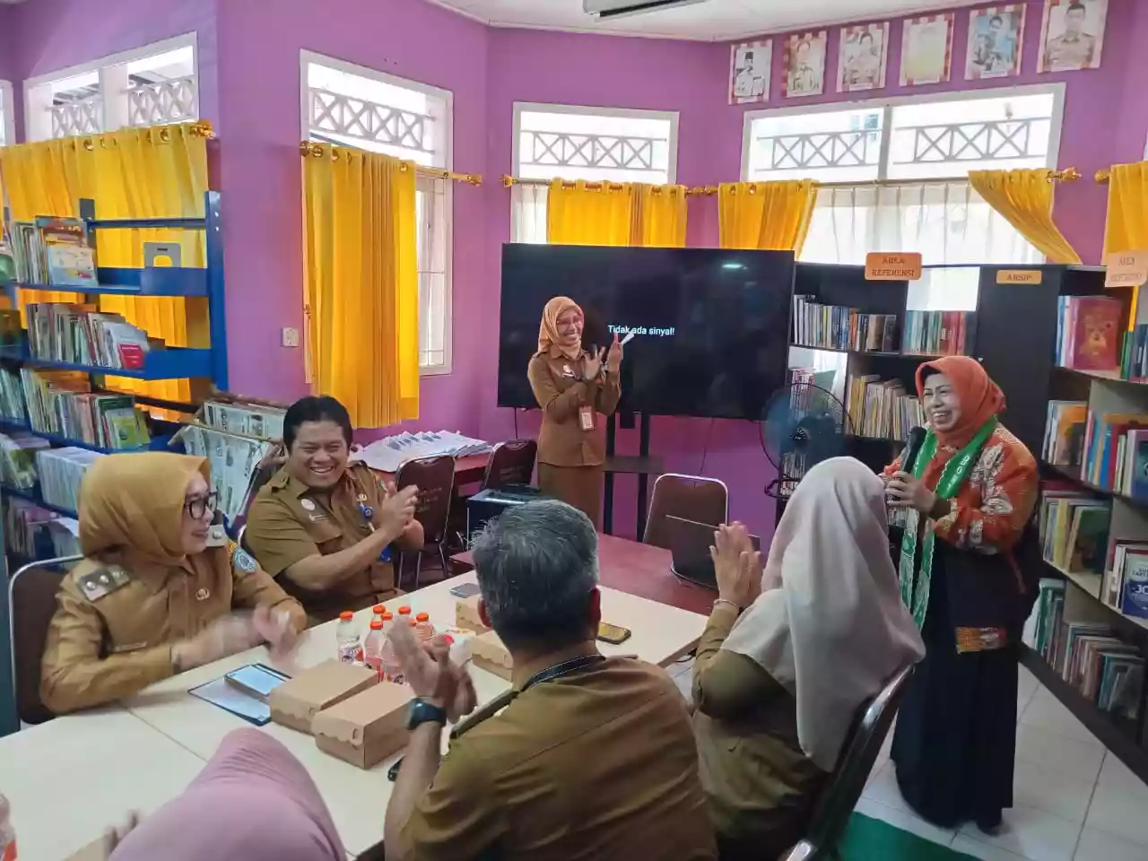 Kedatangan Tim Juri, Perpustakaan Loktuan Ikut Lomba Perpustakaan Tingkat Provinsi