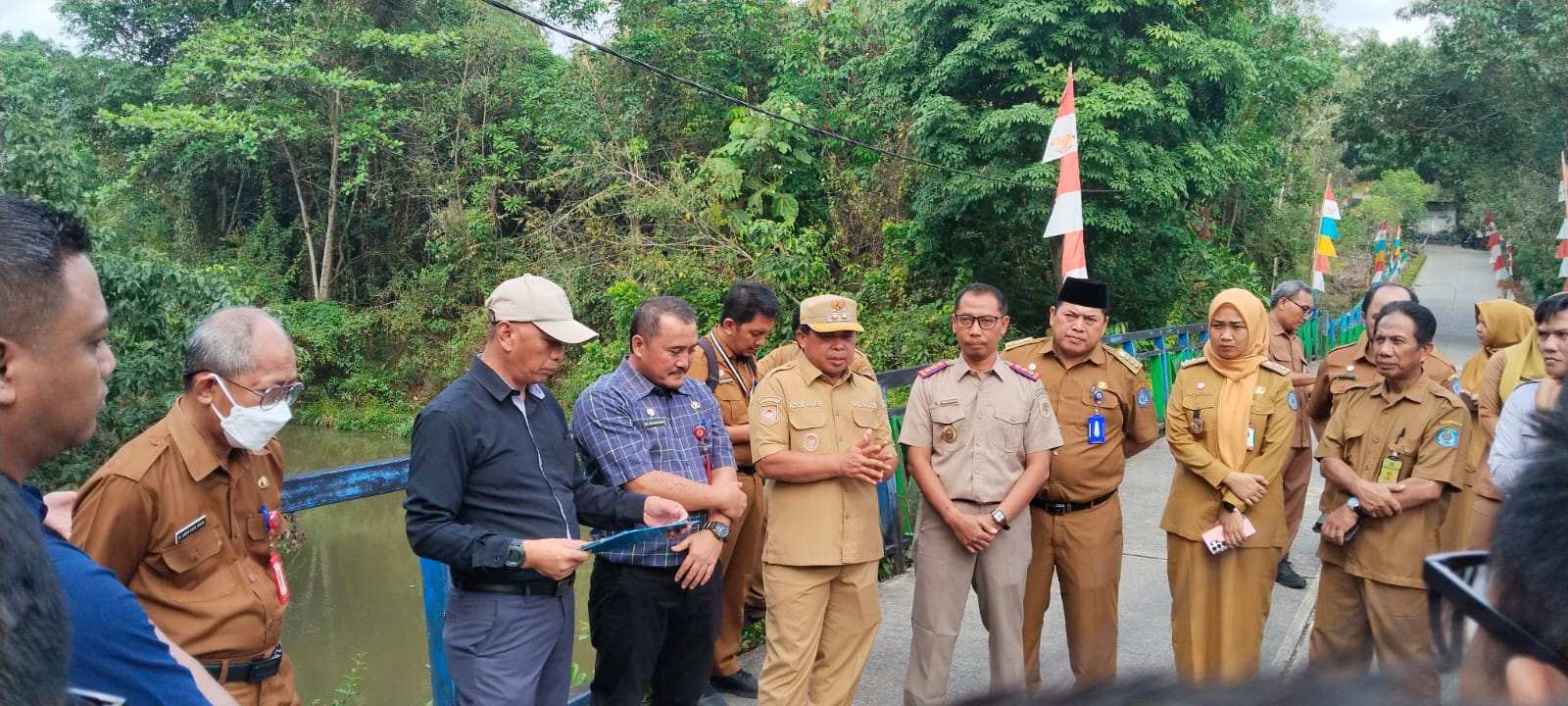 21 Tahun Siswa SMP Negeri 5 lewat Jembatan Kayu, Pemkot Bontang Dorong Hibah Lahan PT KIE dan KNE