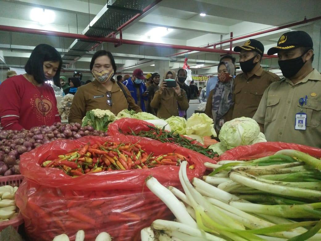 Jelang Idul Adha, Harga Komoditas di Pasar Tamrin Stabil