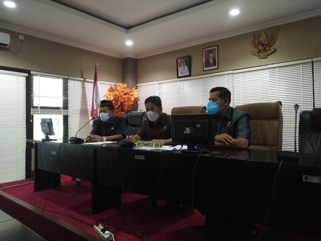 Sudah Sebulan Tapi Pagar Pembatas Hotel Grand Mutiara Belum Juga Diperbaiki