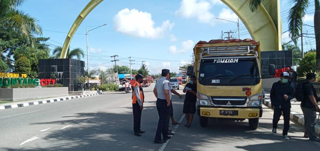 Kartu Uji KIR Mati, 54 Mobil Muatan Terjaring Razia