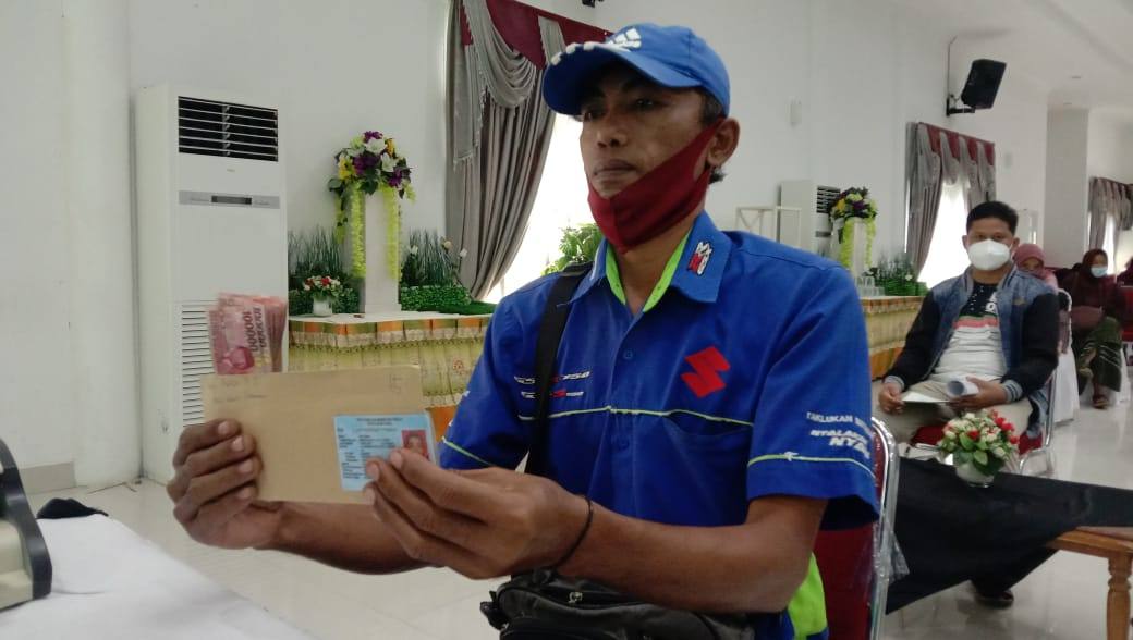 Santunan Kematian Mulai Disalurkan, 100 Ahli Waris Sudah Terima Bagian