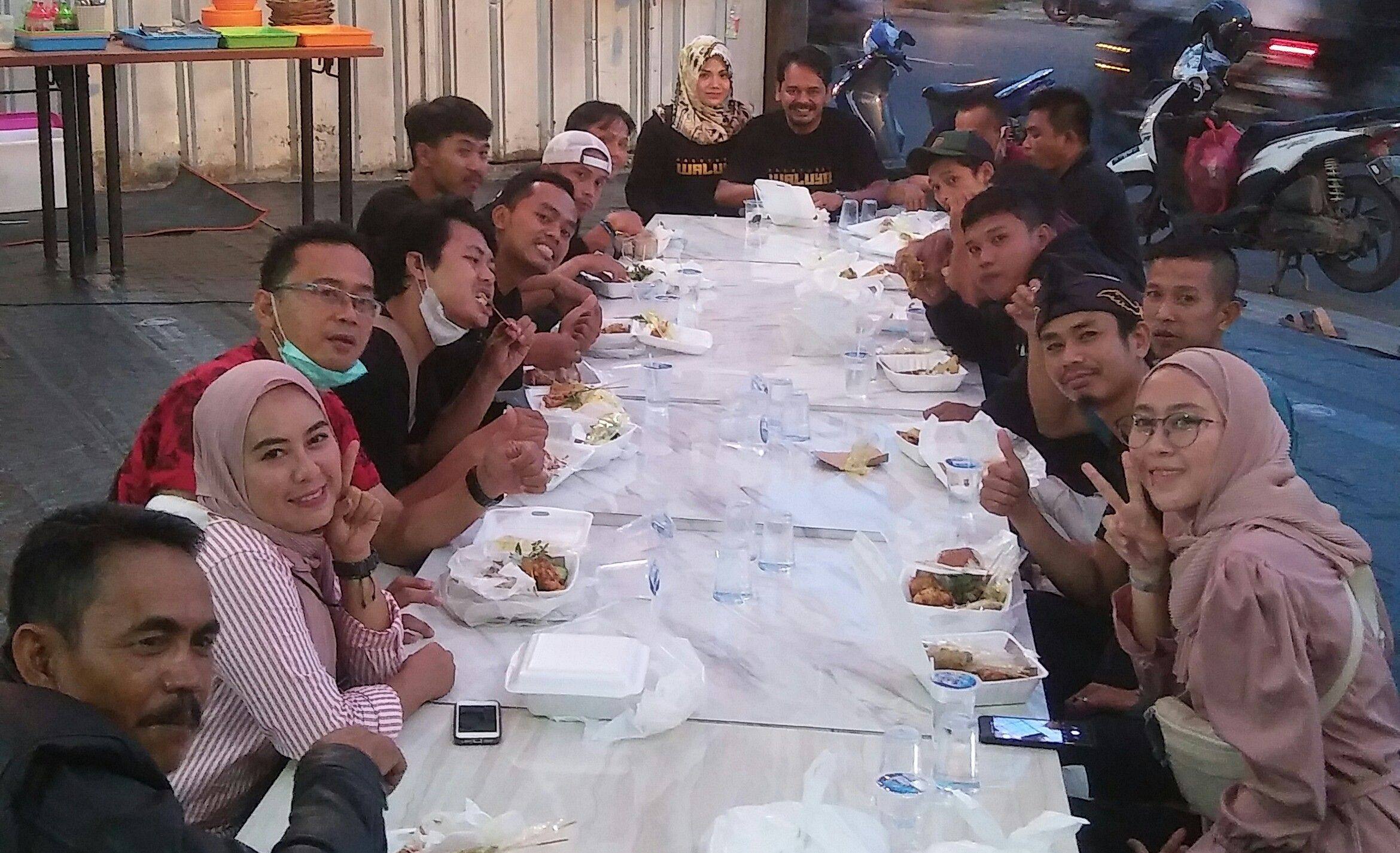 Aturan Aneh, Warga Boleh Bukber, Tapi Dilarang Ngobrol