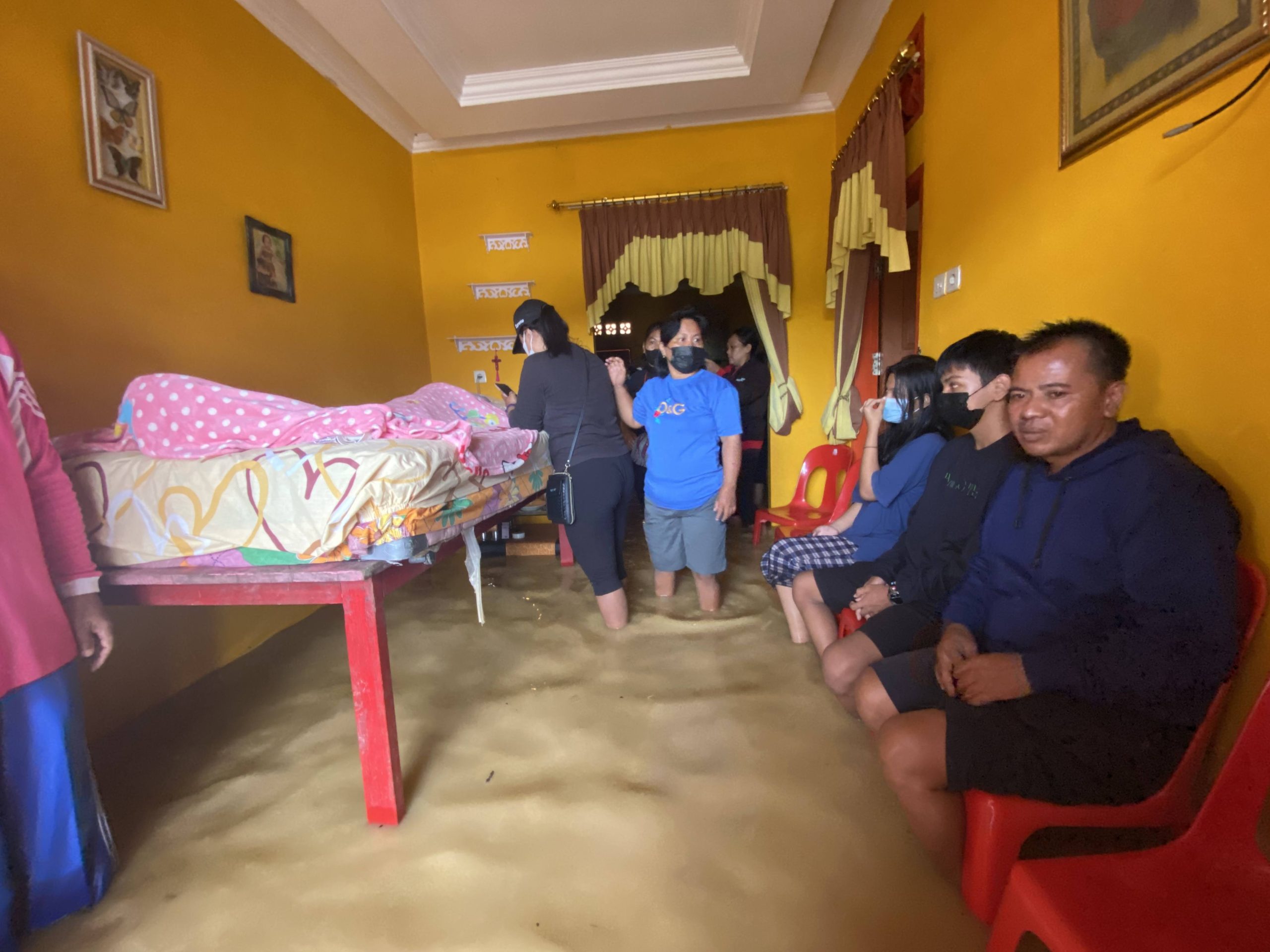 Duka Petrus Warga Telihan, Istri Meninggal di Tengah Banjir Melanda Bontang