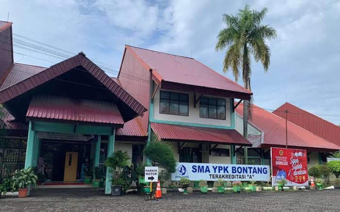 4 SMA Terbaik di Bontang, Swasta atau Negeri yang Duduk di Posisi Pertama ?