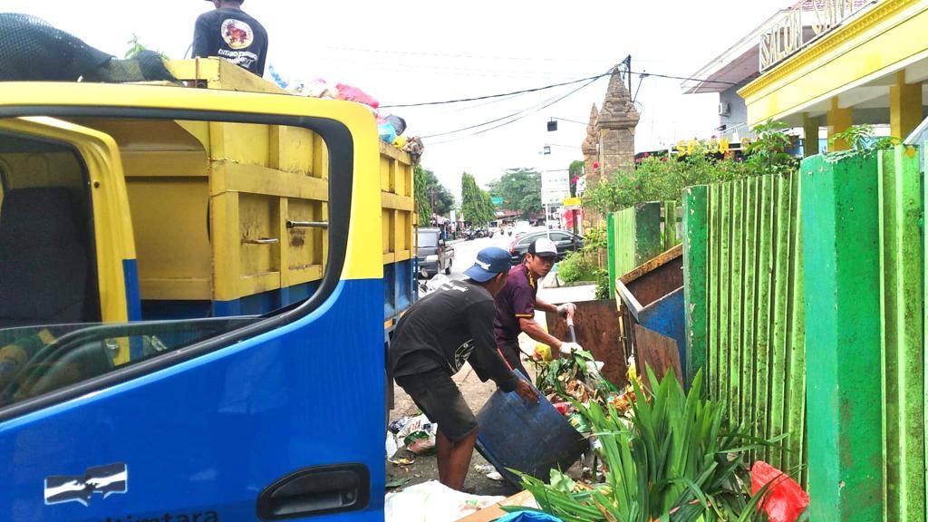 Cerita Pengangkut Sampah di Bontang, Berharap Atasan Peduli Keselamatan Kerja
