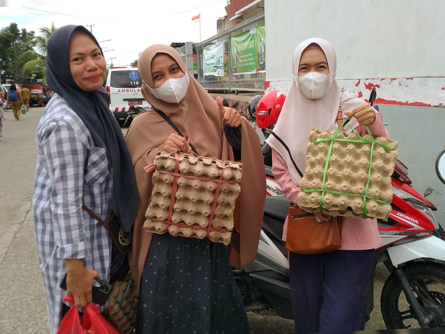 Curhat Ibu-ibu Belanja di Pasar Murah Bontang, Bikin Hemat Pengeluaran