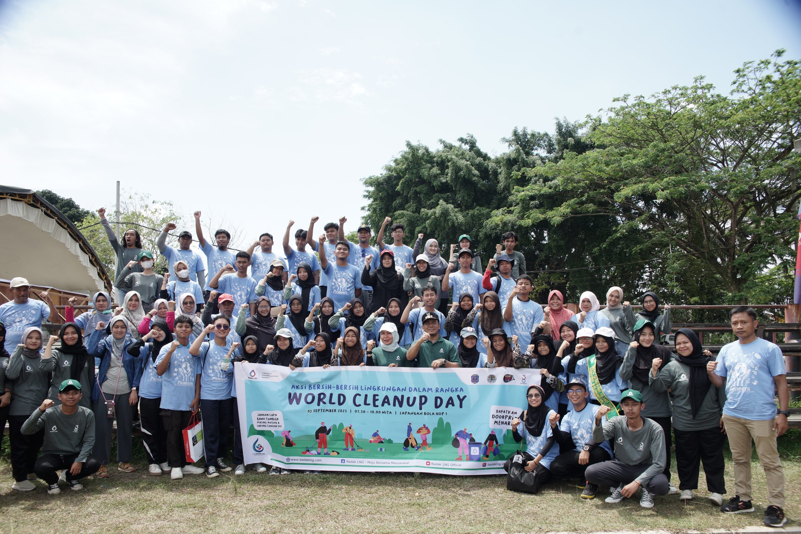 Badak LNG Tunjukkan Partisipasi dalam World Clean Up Day dengan Aksi “SALING BERBAGI”