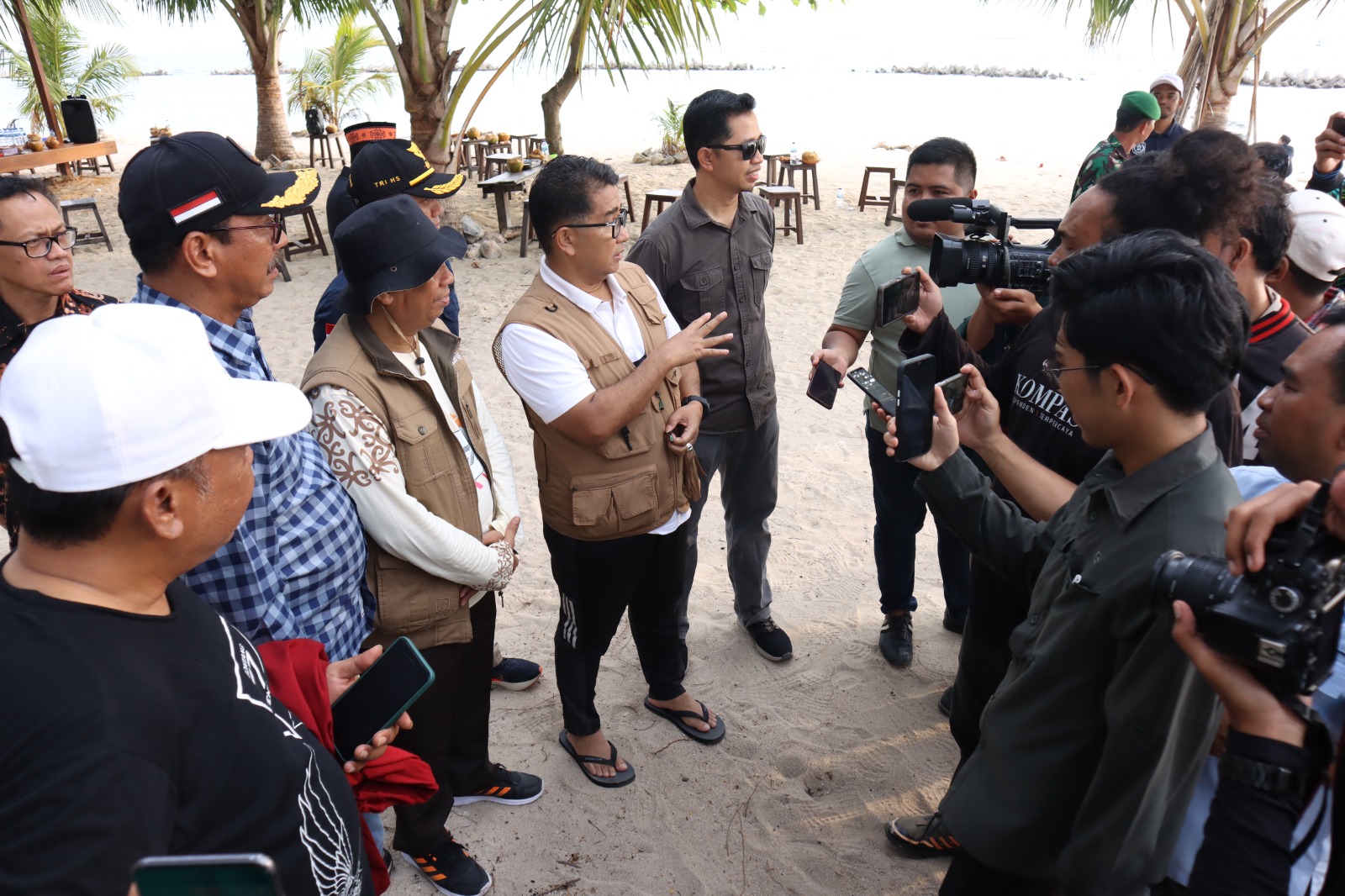 Pj Gubernur Kaltim Terpukau dengan Keindahan Pulau Beras Basah