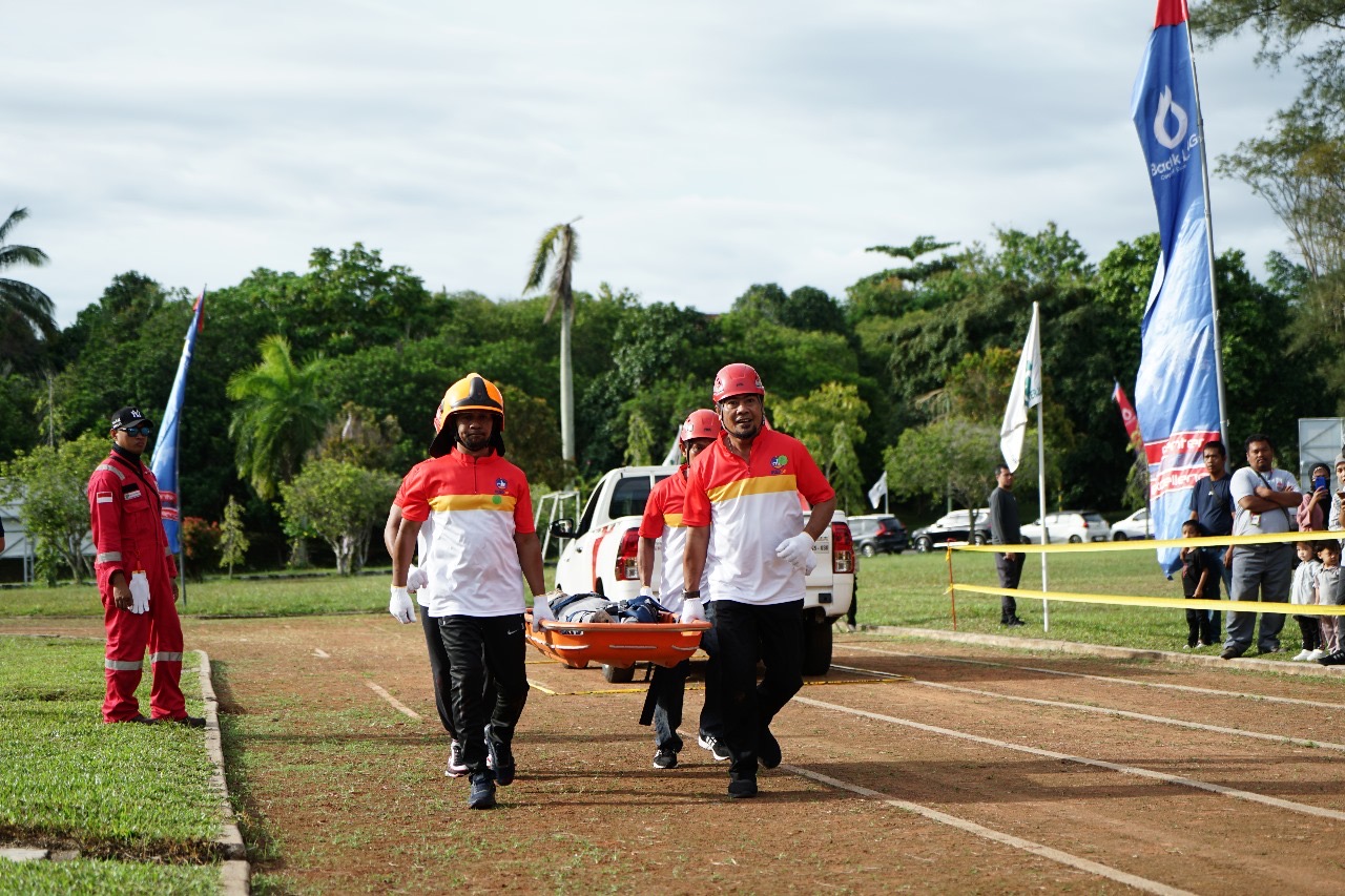 Rayakan Bulan K3 Nasional, Badak LNG Gelar Fire Fighting & Rescue Challenge