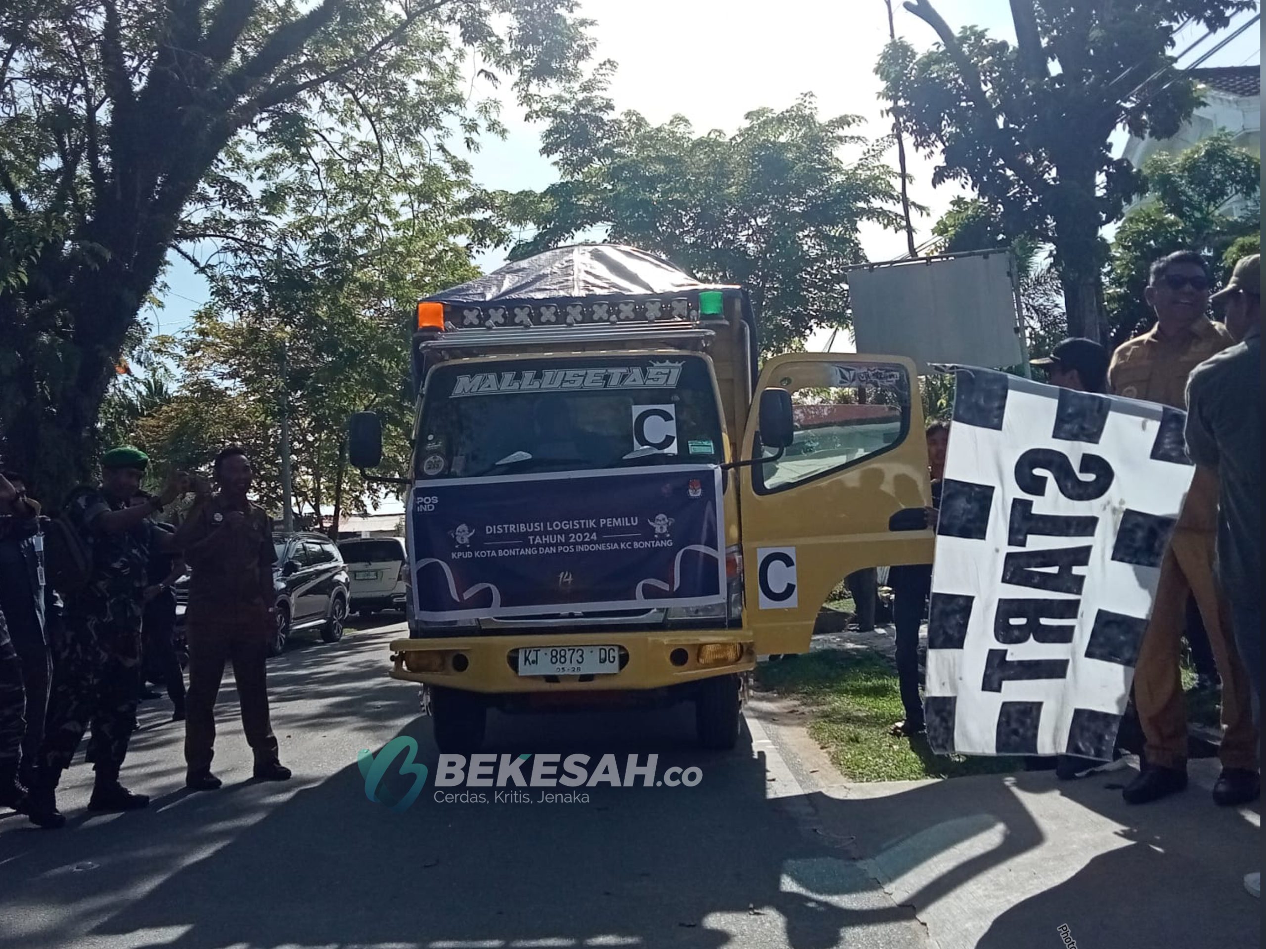 KPU Lepas Distribusi Logistik ke 532 TPS se-Kota Bontang