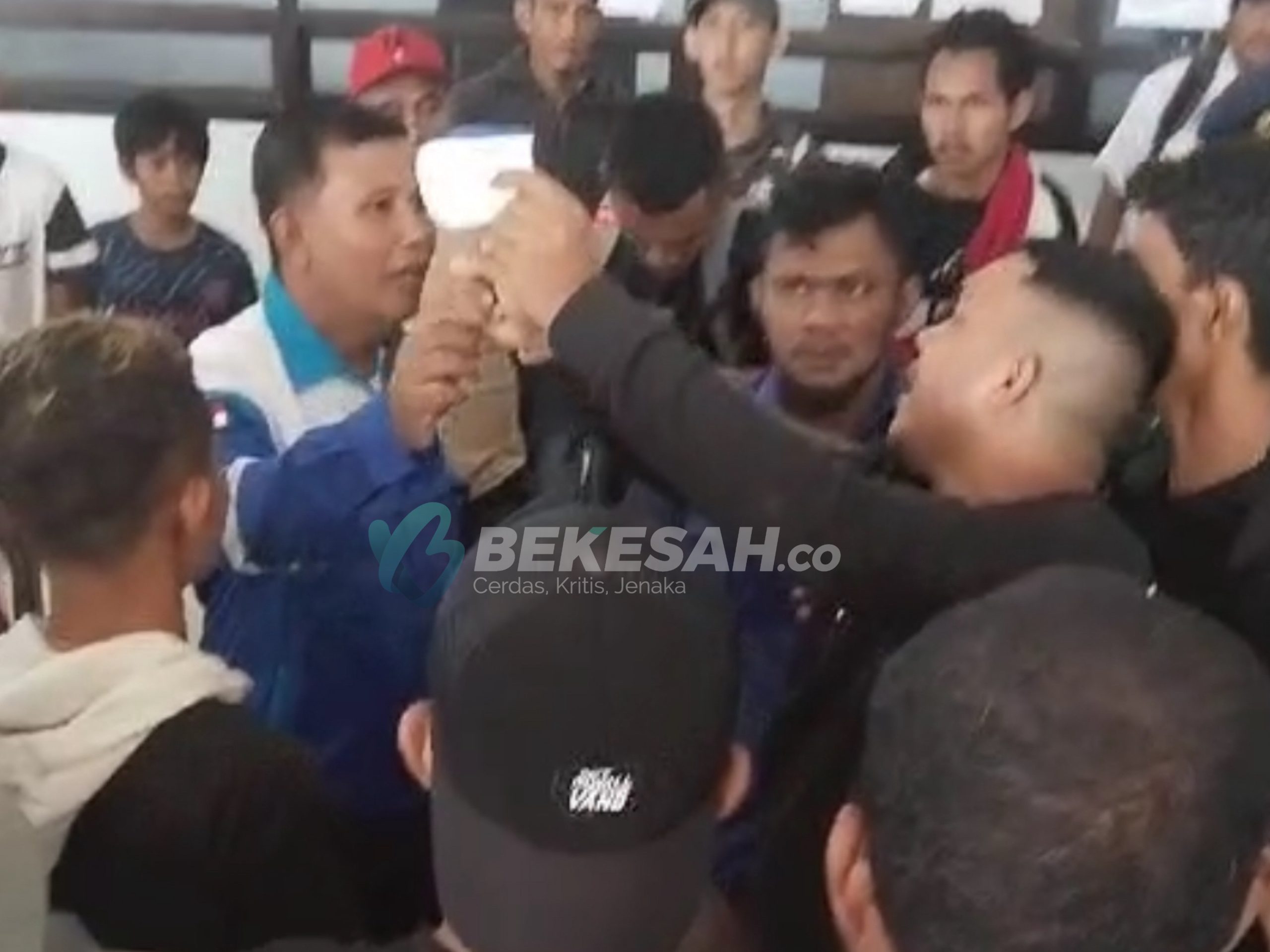 Lagi! Ratusan Orang Kena Tipu di Pelabuhan Loktuan Gegara Tiket Palsu